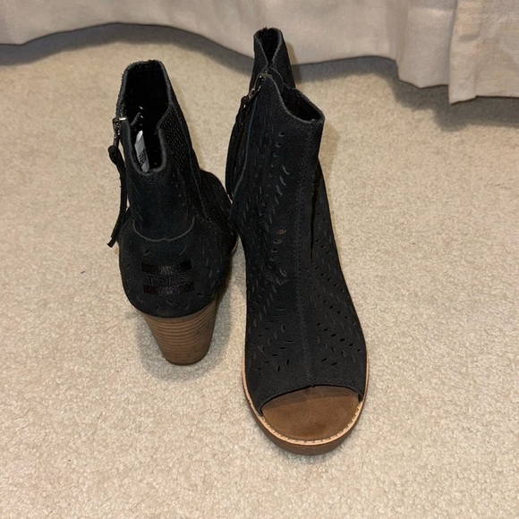 Toms Black Ankle Booties with Perforated Design - Picture 3 of 6